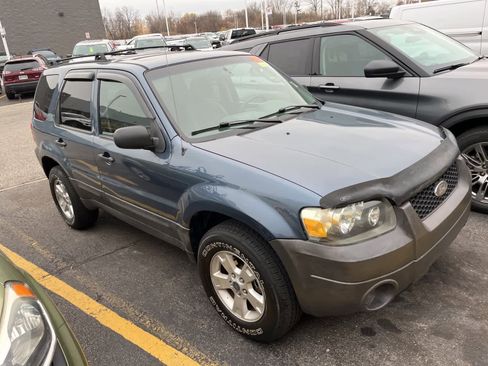 Used 2005 Ford Escape XLT image 23