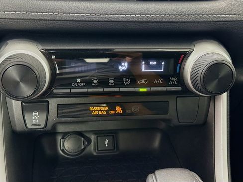 Certified 2022 Toyota RAV4 LE FWD image 17