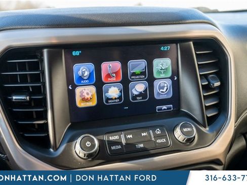 Used 2019 GMC Acadia Denali image 9