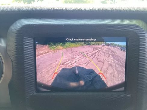 Used 2018 Jeep Wrangler Unlimited Sport S AWD/4WD image 20