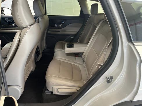 Used 2021 Lincoln Corsair Reserve image 39