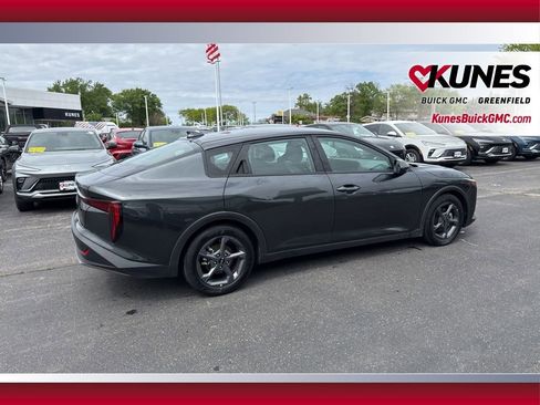 Used 2025 Kia K4 FWD image 3