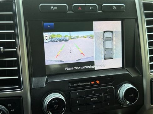 Used 2020 Ford F150 Platinum w/ Equipment Group 701A Luxury AWD/4WD image 29