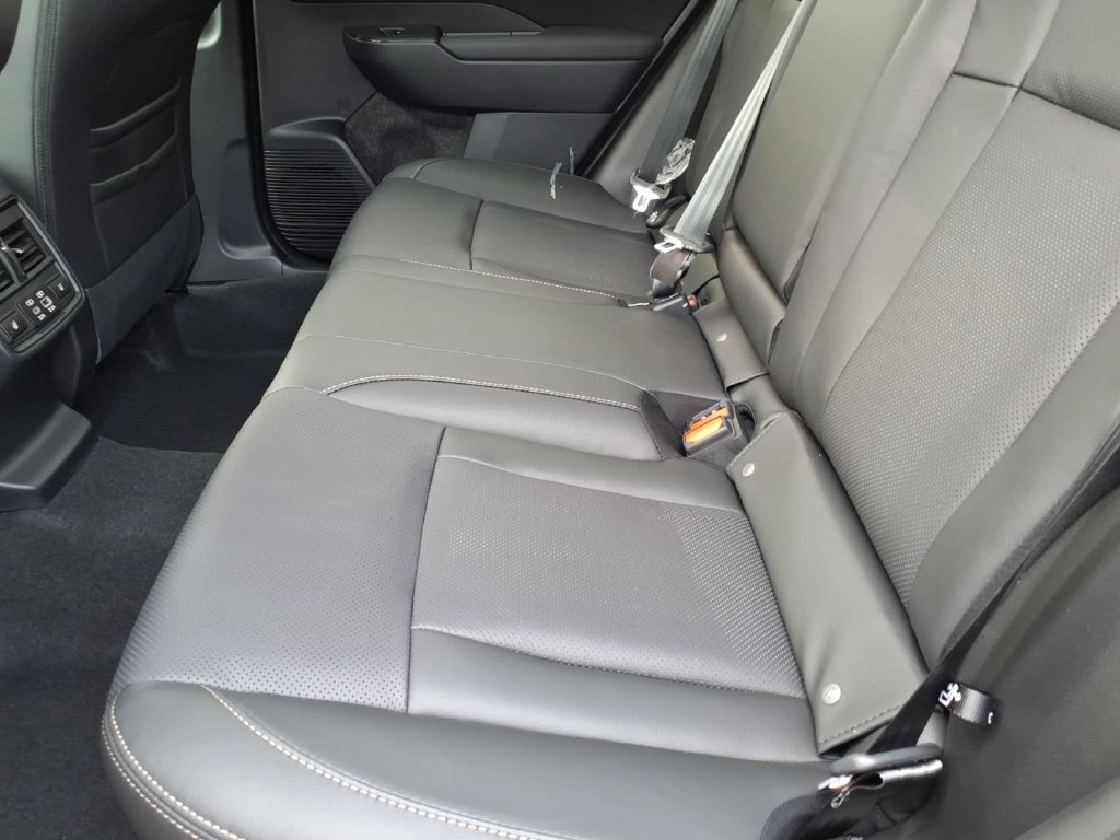 New 2026 Subaru Outback Limited XT AWD/4WD image 12
