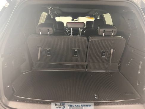 Used 2024 Chevrolet Traverse Z71 AWD/4WD image 33