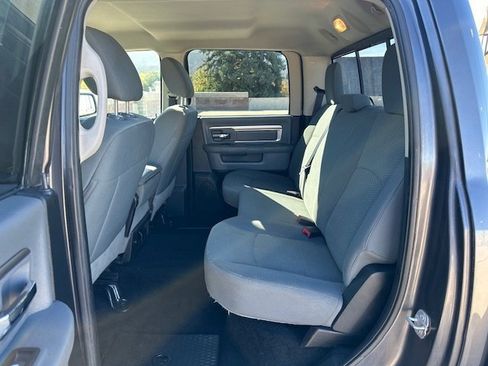 Used 2016 RAM 1500 Classic SLT image 18