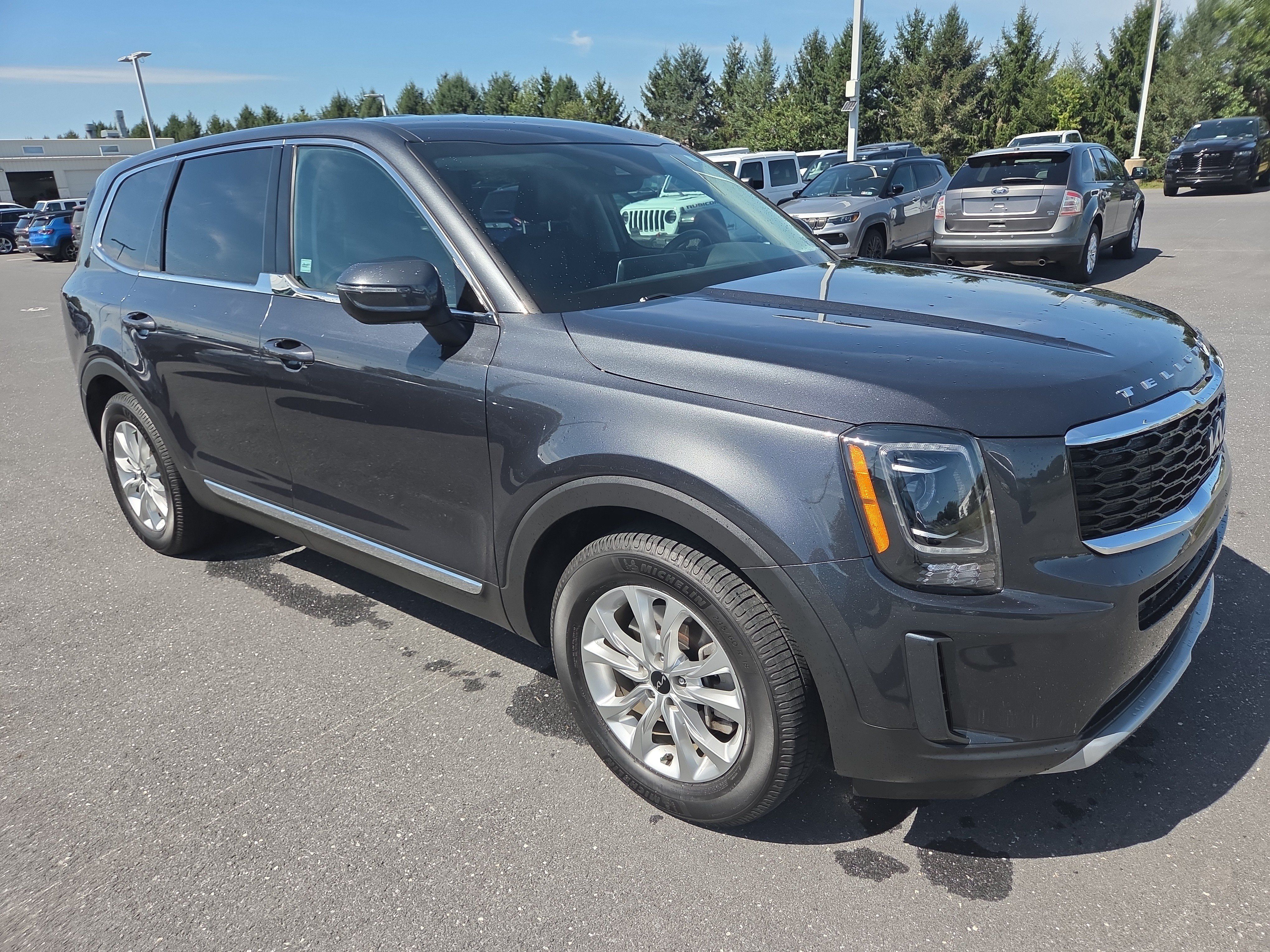 Used 2022 Kia Telluride LX AWD/4WD image 18