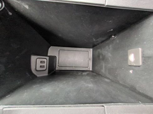Used 2019 GMC Terrain SLT w/ Preferred Package FWD image 33