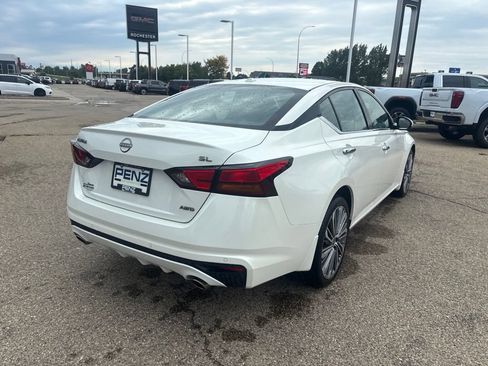 Used 2024 Nissan Altima 2.5 SL AWD/4WD image 5