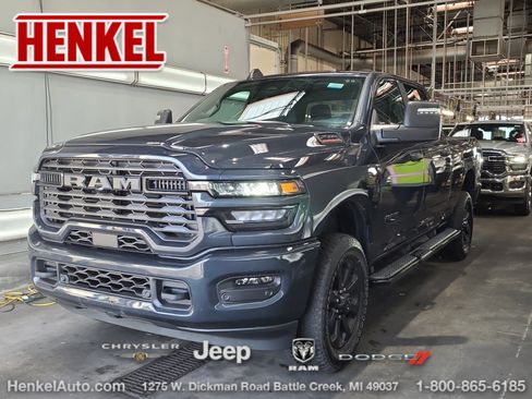 Used 2026 RAM 2500 Big Horn AWD/4WD image 1