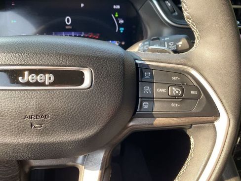 Used 2024 Jeep Grand Cherokee Limited 4xe AWD/4WD image 21