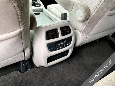 Used 2020 Honda Pilot EX image 30