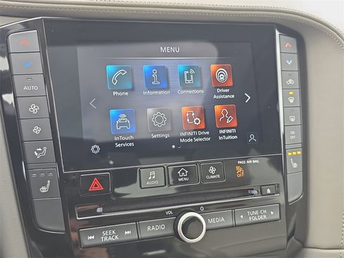 Certified 2024 INFINITI QX50 Luxe image 24