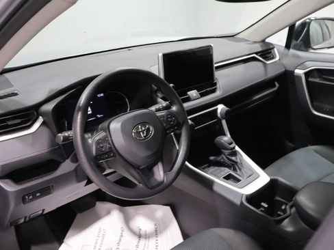 Used 2023 Toyota RAV4 LE AWD/4WD image 14