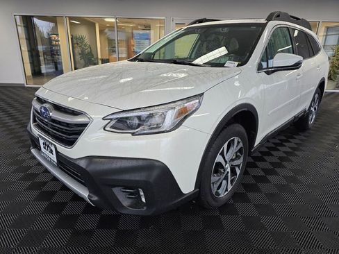 Used 2022 Subaru Outback Limited image 7