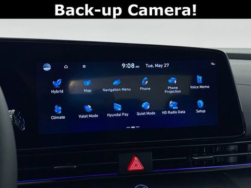 New 2025 Hyundai Elantra SEL FWD image 23