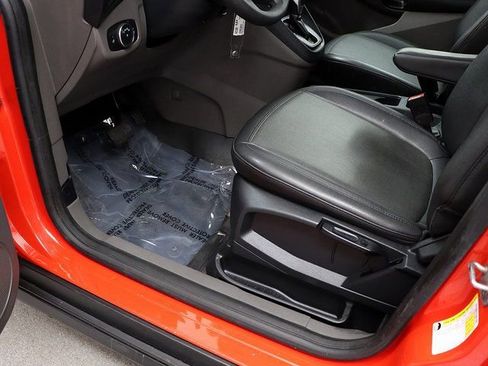 Used 2022 Ford Transit Connect XL image 18