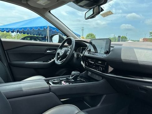 Used 2023 Nissan Rogue SL w/ SL Premium Package AWD/4WD image 26