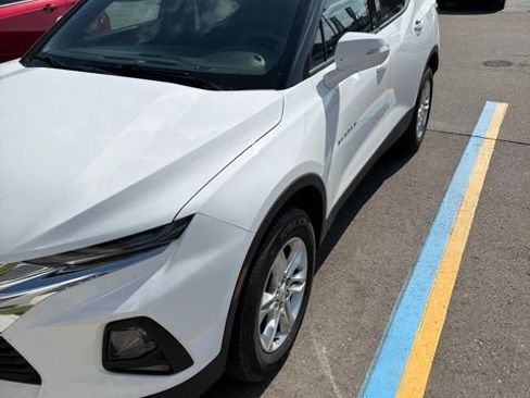 Used 2022 Chevrolet Blazer LT AWD/4WD image 3