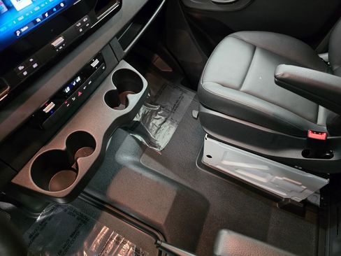 Used 2024 Mercedes-Benz Sprinter 144 Cargo w/ Parking Package image 27