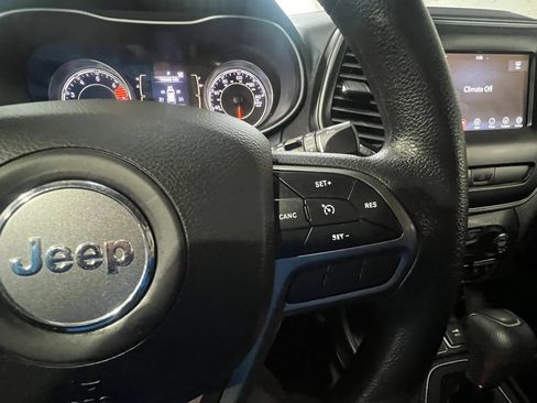 Used 2020 Jeep Cherokee Latitude AWD/4WD image 20