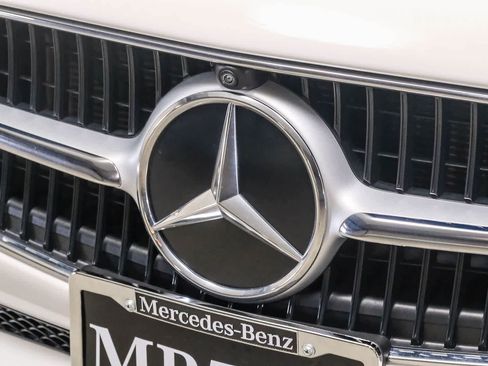 Certified 2025 Mercedes-Benz C 300 Sedan image 13