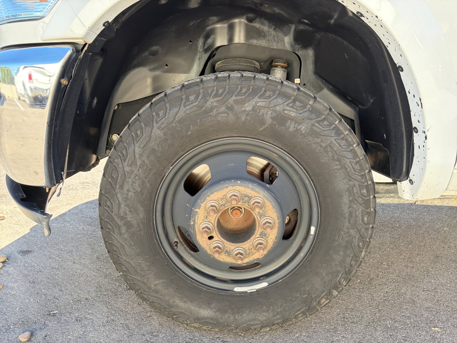 Used 2018 RAM 3500 Tradesman w/ Chrome Appearance Group AWD/4WD image 11