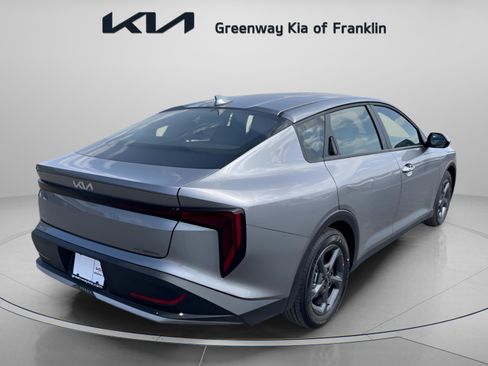 New 2026 Kia K4 LXS image 7