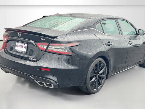 Used 2023 Nissan Maxima SR w/ Sport Mat Group FWD image 7