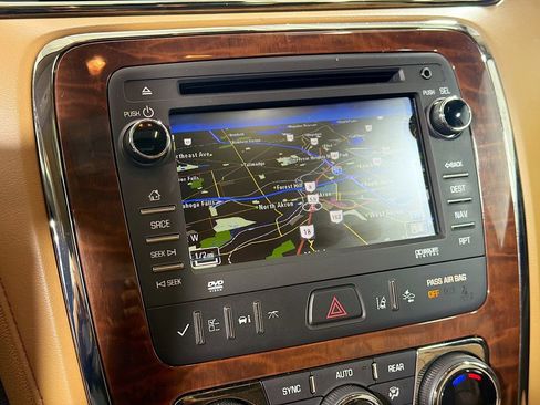 Used 2015 Buick Enclave Premium w/ Experience Buick Package image 15