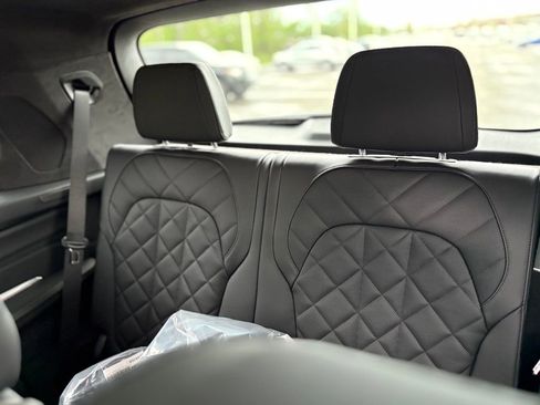 Used 2026 BMW X7 xDrive40i w/ M Sport Package image 22