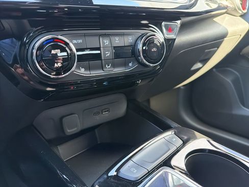 New 2026 Chevrolet Trax RS w/ Driver Confidence Package image 16