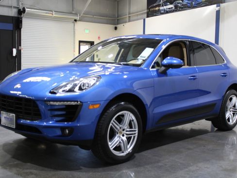Used 2015 Porsche Macan S image 8