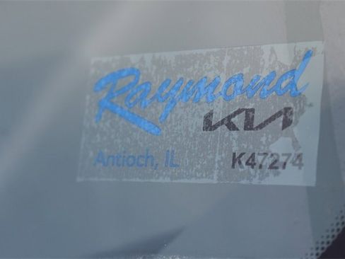 New 2025 Kia Niro EX Touring image 35