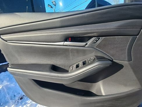 Used 2024 MAZDA MAZDA3 s image 11