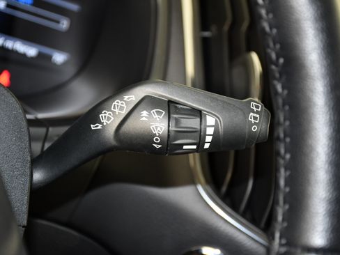 Used 2024 Ford Edge Titanium AWD/4WD image 23