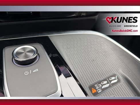 New 2026 Buick Enclave Sport Touring w/ LPO, Floor Liner Package AWD/4WD image 27