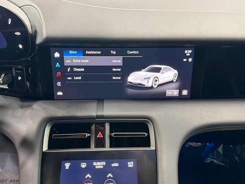 Certified 2025 Porsche Taycan 4 image 28