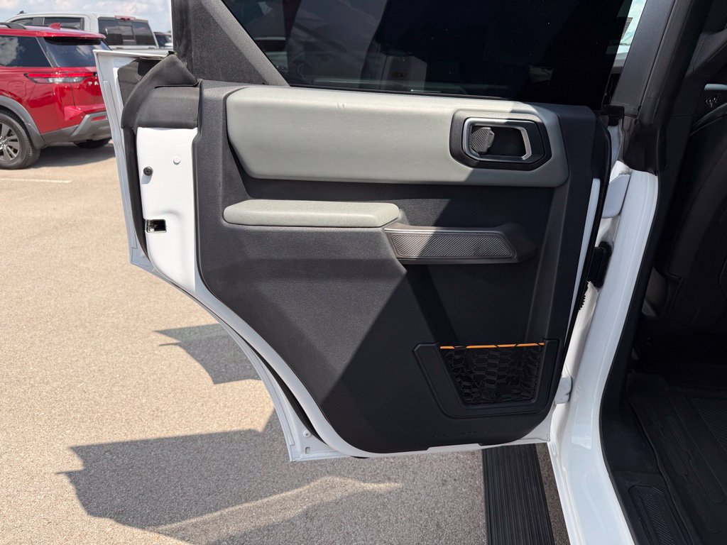 Used 2022 Ford Bronco Badlands AWD/4WD image 11