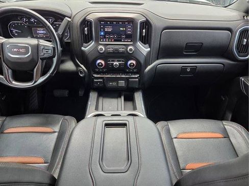 Certified 2021 GMC Sierra 1500 AT4 w/ AT4 Premium Package AWD/4WD image 16
