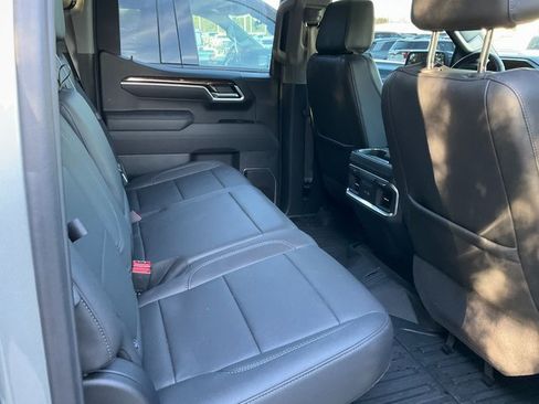 Certified 2025 GMC Sierra 1500 Elevation w/ Elevation Premium Package image 11