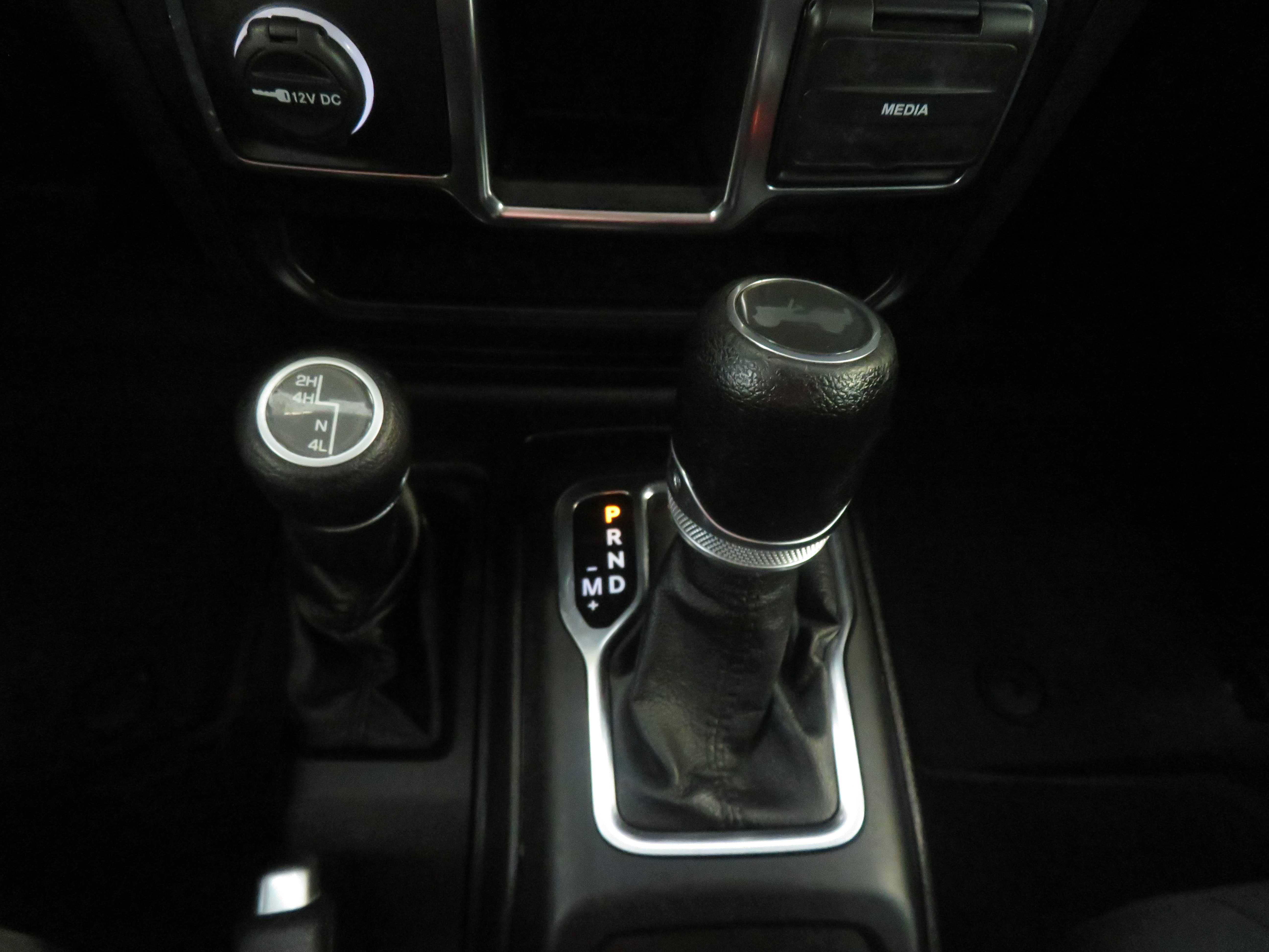 Used 2020 Jeep Wrangler Unlimited Sport AWD/4WD image 40