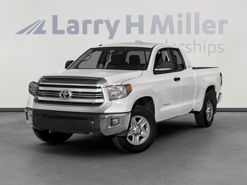Used 2015 Toyota Tundra SR5 image 1