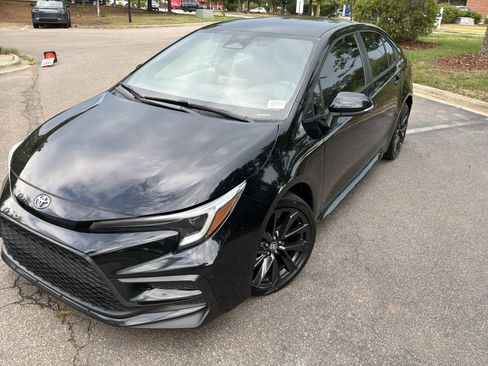 Used 2024 Toyota Corolla SE FWD image 5