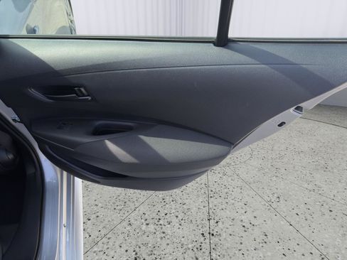 Used 2024 Toyota Corolla LE FWD image 17