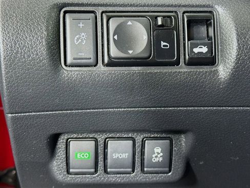 Used 2017 Nissan Sentra SV image 10