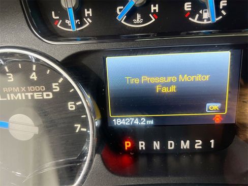 Used 2014 Ford F150 Limited image 12