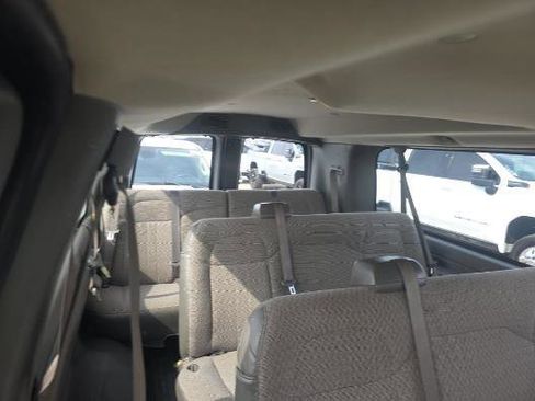 Used 2015 Chevrolet Express 3500 LT w/ LT Preferred Equipment Group image 16