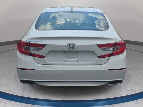 Used 2018 Honda Accord EX-L image 6