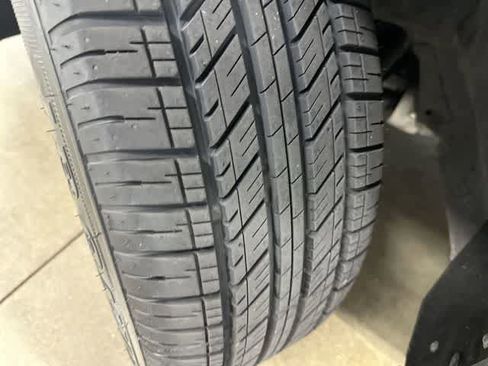 Certified 2025 Honda CR-V EX image 28